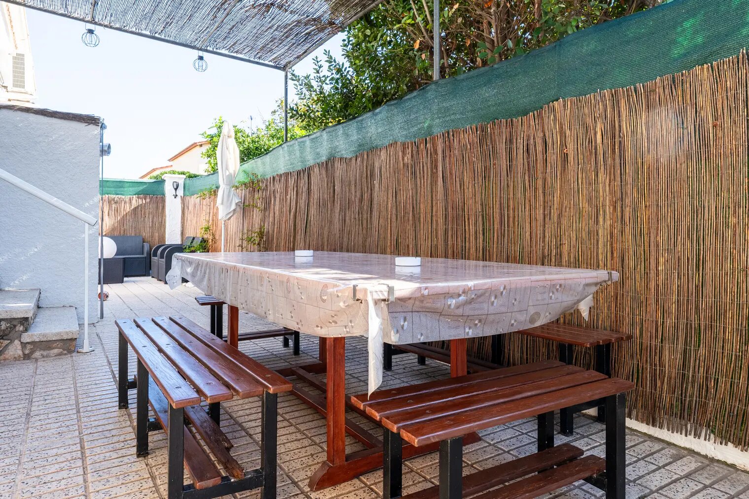 La grande table dehors